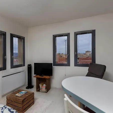 Апартаменты Unique Panoramic View Of Rhone And Mountains *