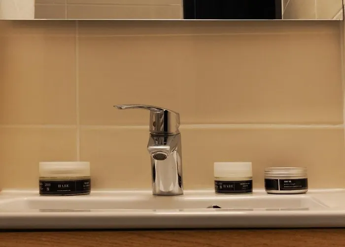 Unique Panoramic View Of Rhone And Mountains Apartment